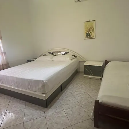 Freddie's Apartamento Orikum